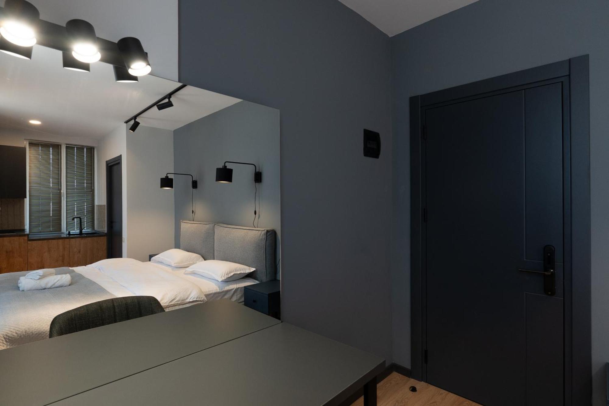 Stones Throw Apartments Tbilisi Zewnętrze zdjęcie
